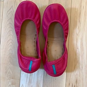 Tieks fuchsia